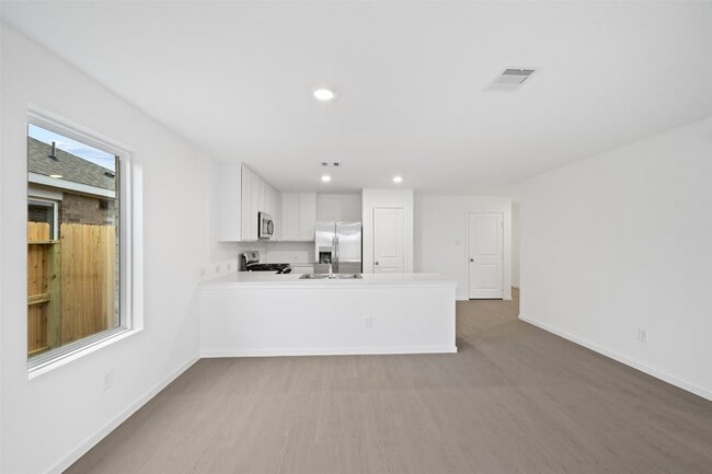 Building Photo - 19910 Palermo Shrs Dr