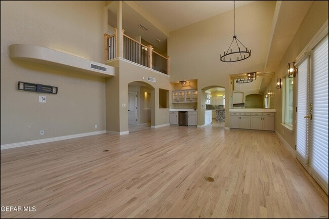 Building Photo - 6732 Pearl Ridge Dr