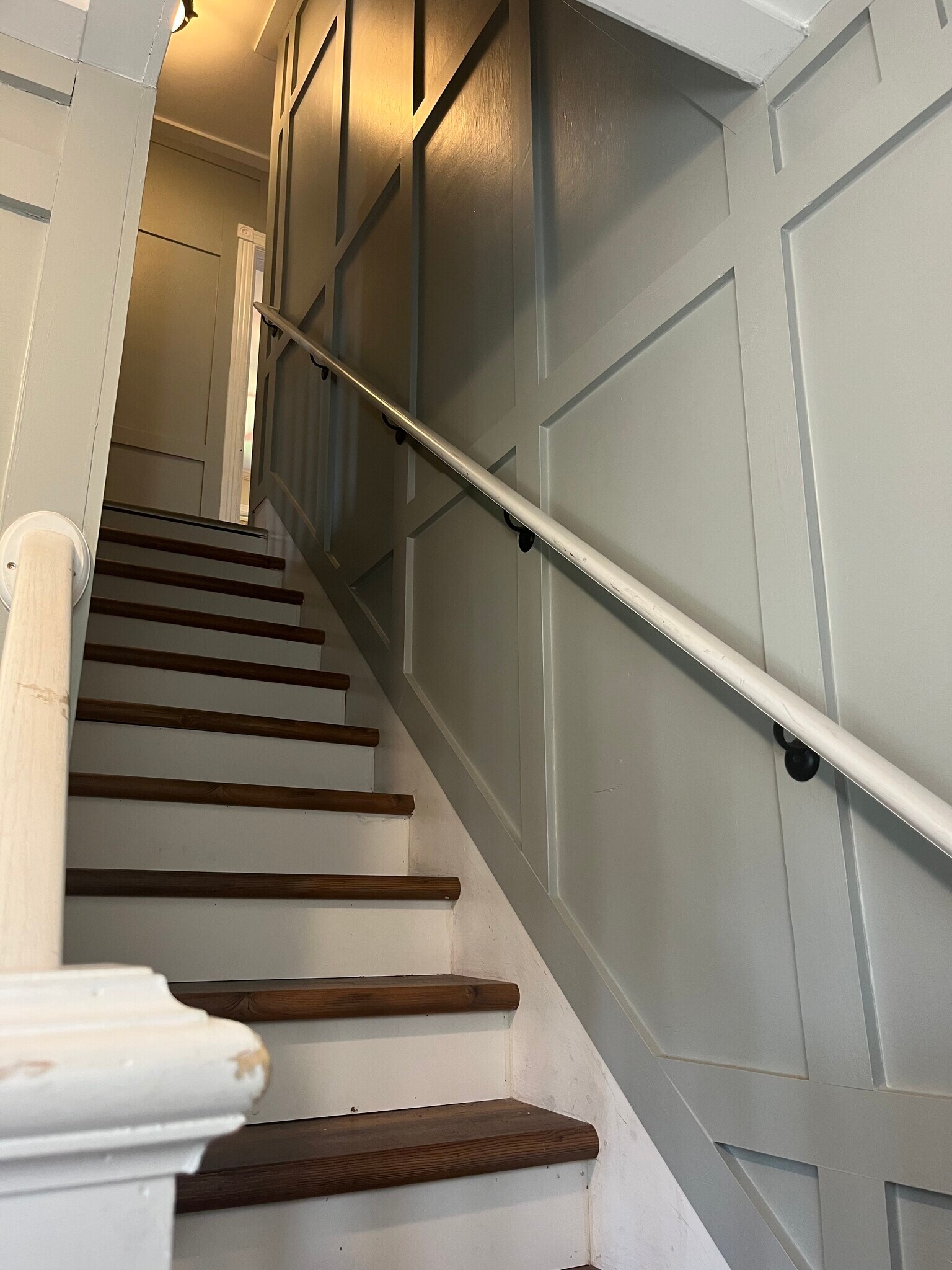 1st to 2nd floor steps, looking up from front door entrance - 715 Cattell St
