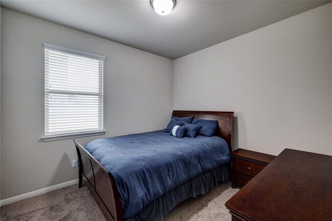 Building Photo - 128 Shearwater Ln