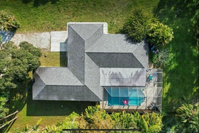 Building Photo - 11405 175th Rd N