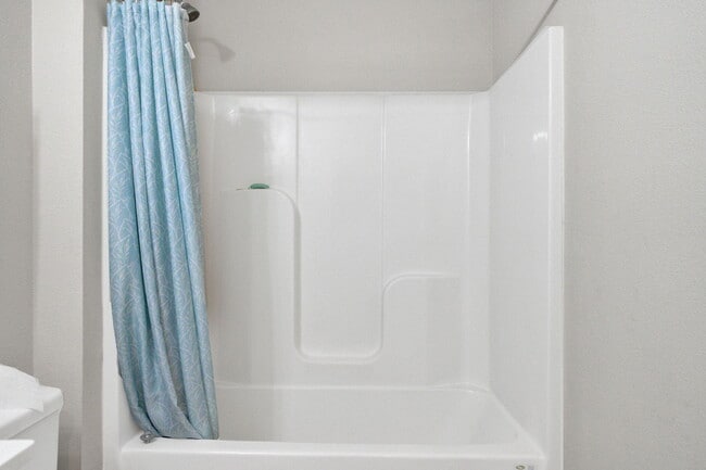 Building Photo - 535 Mary Lou Way