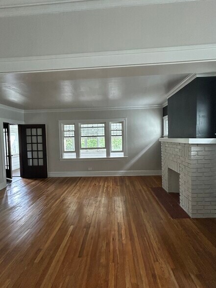 Building Photo - 12622 Mount Overlook Ave