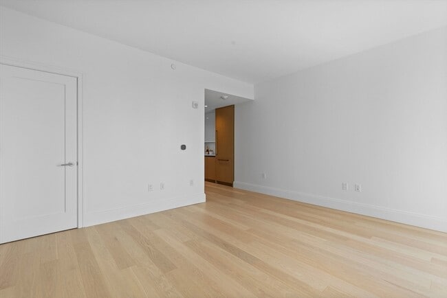Building Photo - 380 Harrison Ave