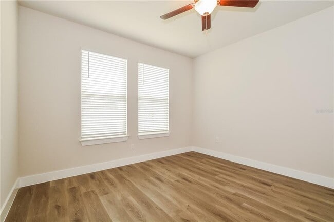 Building Photo - 332 Whiteheart Dr