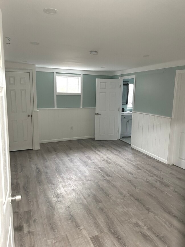 Building Photo - 1138 W Inverrary Ln