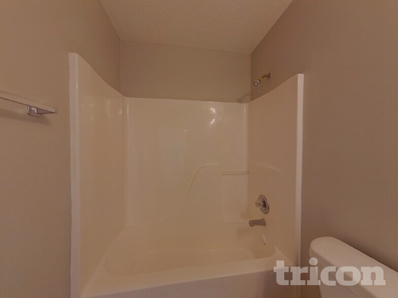 Building Photo - 4059 Angels Dr