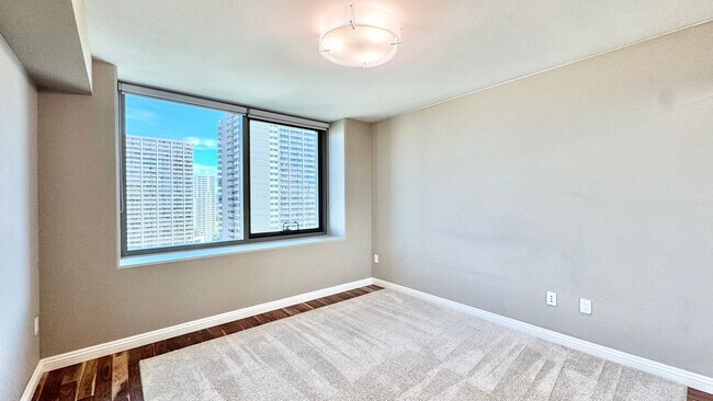 Building Photo - 2 BEDROOM CONDO UNIT IN CONVENIENT DOWNTOWN HONOLULU - CAPITOL PLACE