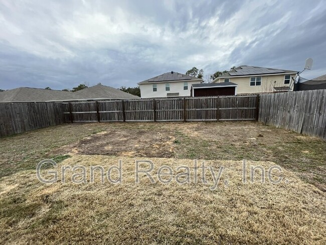 Building Photo - 6480 Churchill Cir