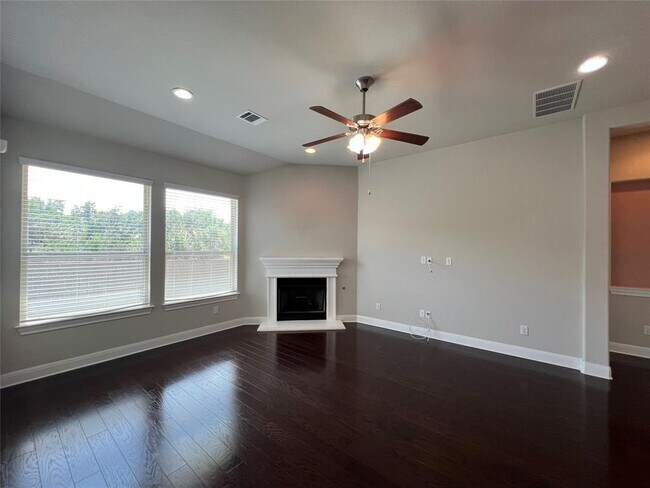 Building Photo - 1400 Little Elm Trail