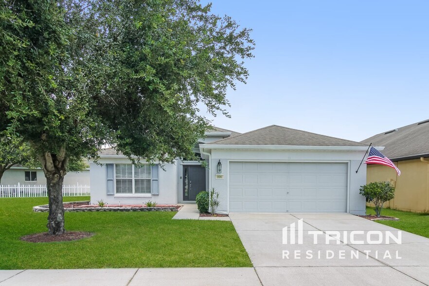 Primary Photo - 806 Sea Holly Dr