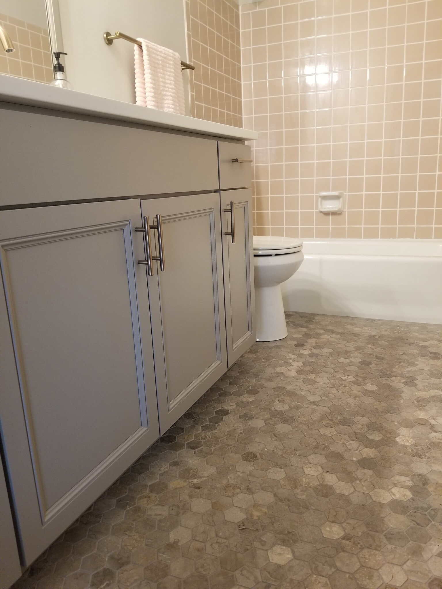 Building Photo - 1030 Davidson Dr