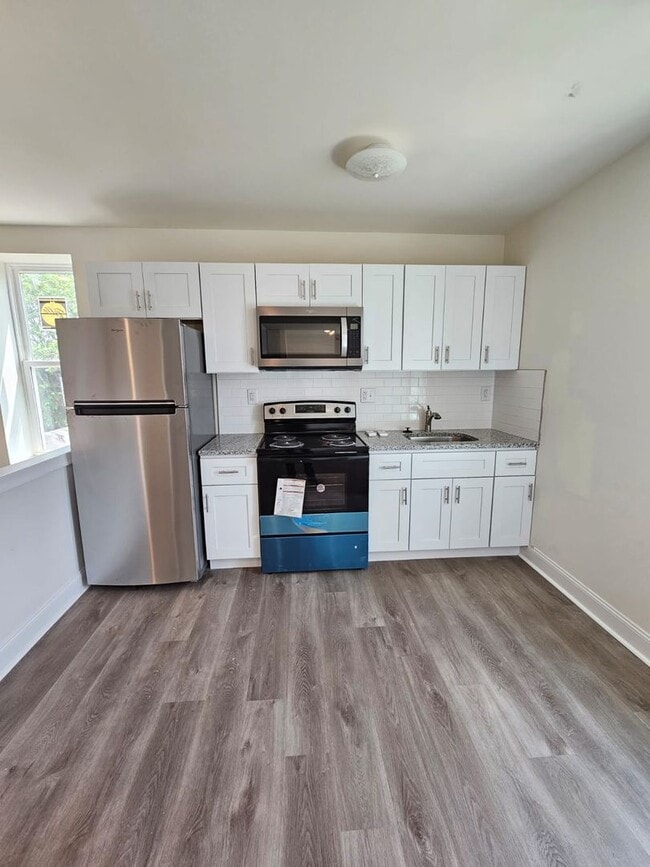 Primary Photo - 4136 Mantua Ave