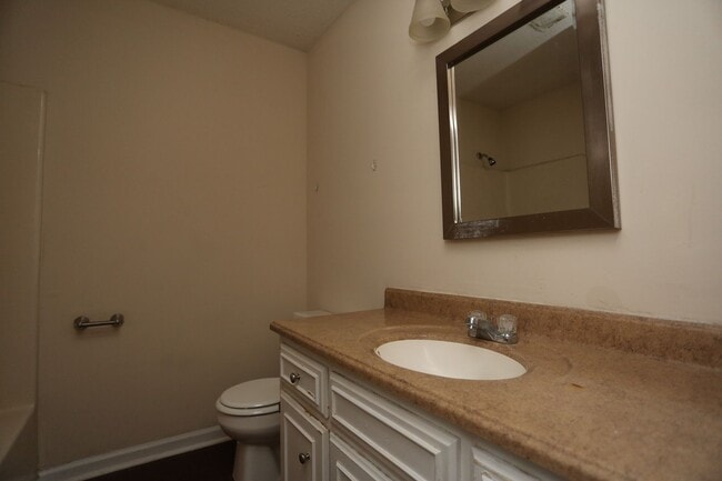 Building Photo - 2 Bedroom at Stadium Walk