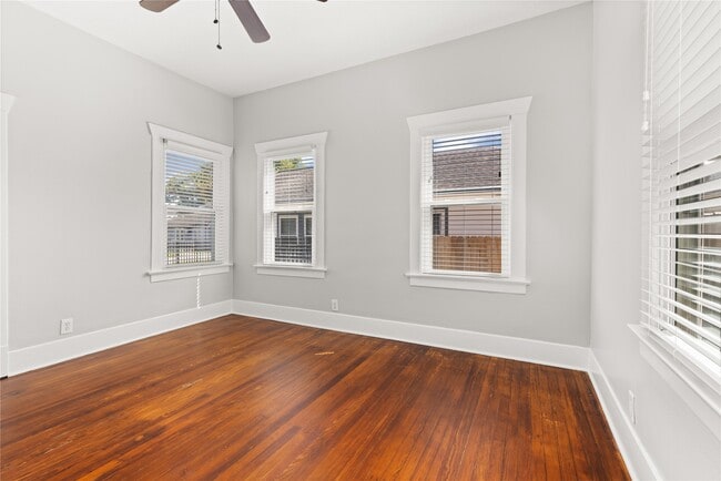 Building Photo - 707 Tabor St