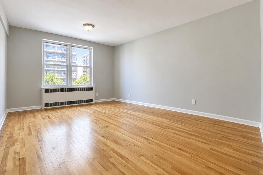 Building Photo - 500 Kappock St