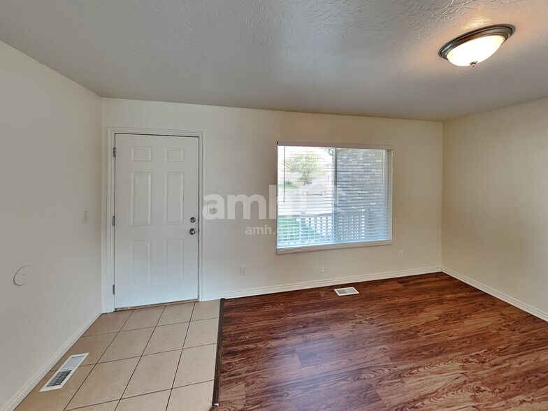 Building Photo - 2417 Eldorado Dr