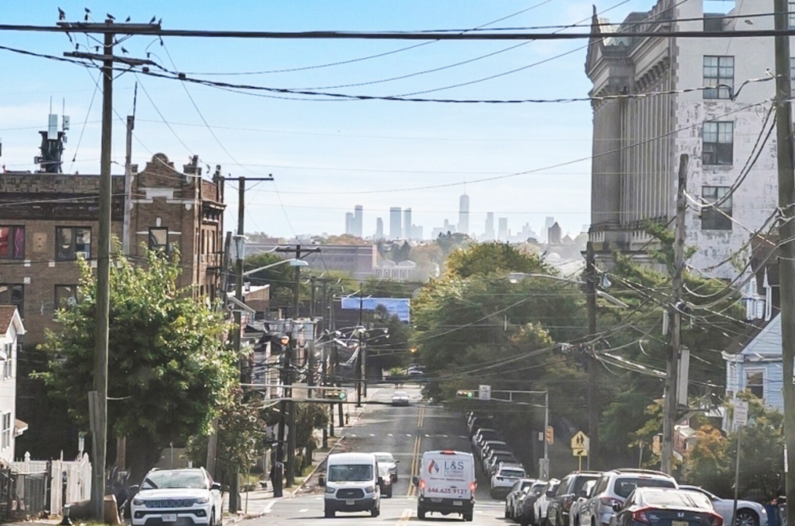 Building Photo - 13 2nd Ave