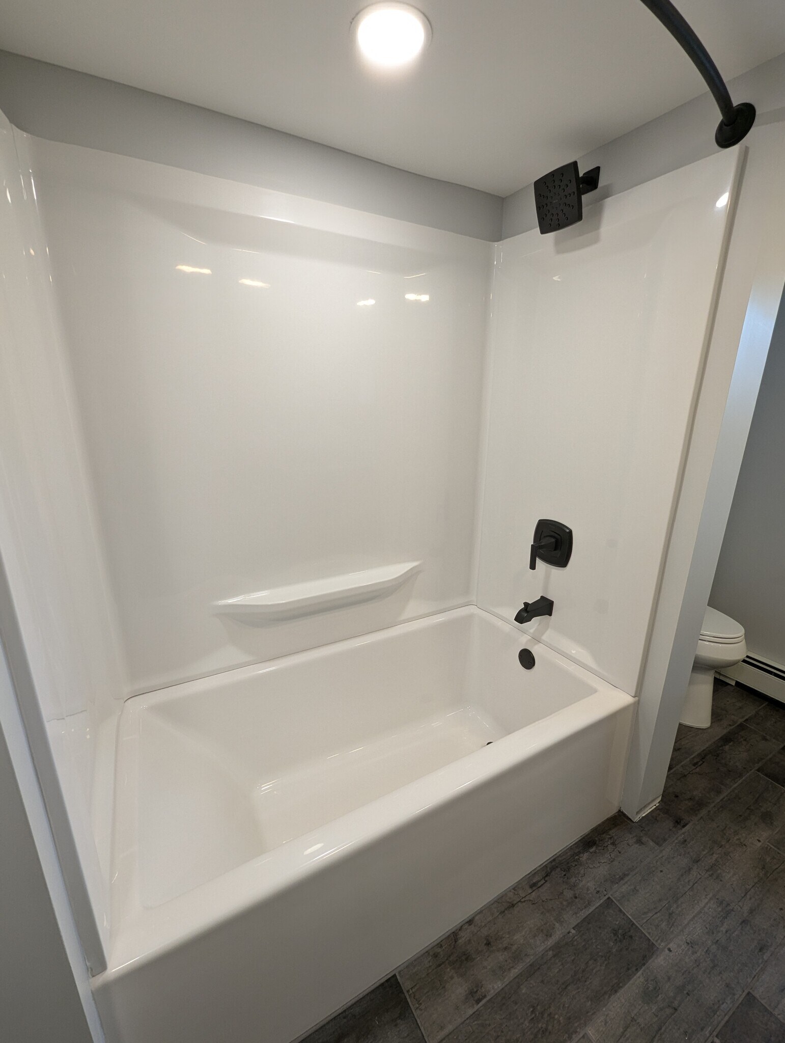 Master Bathroom - 207 6th St