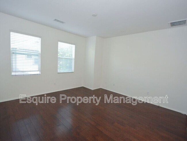 Building Photo - 320 Harbor Breeze Dr
