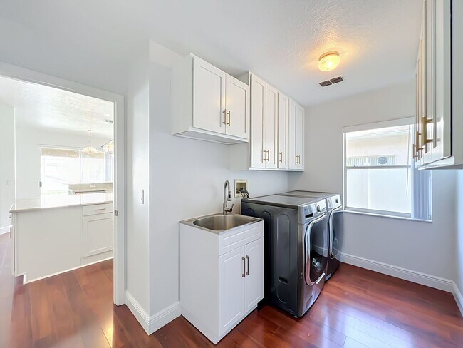 Building Photo - 1280 Wyndham Pine Dr