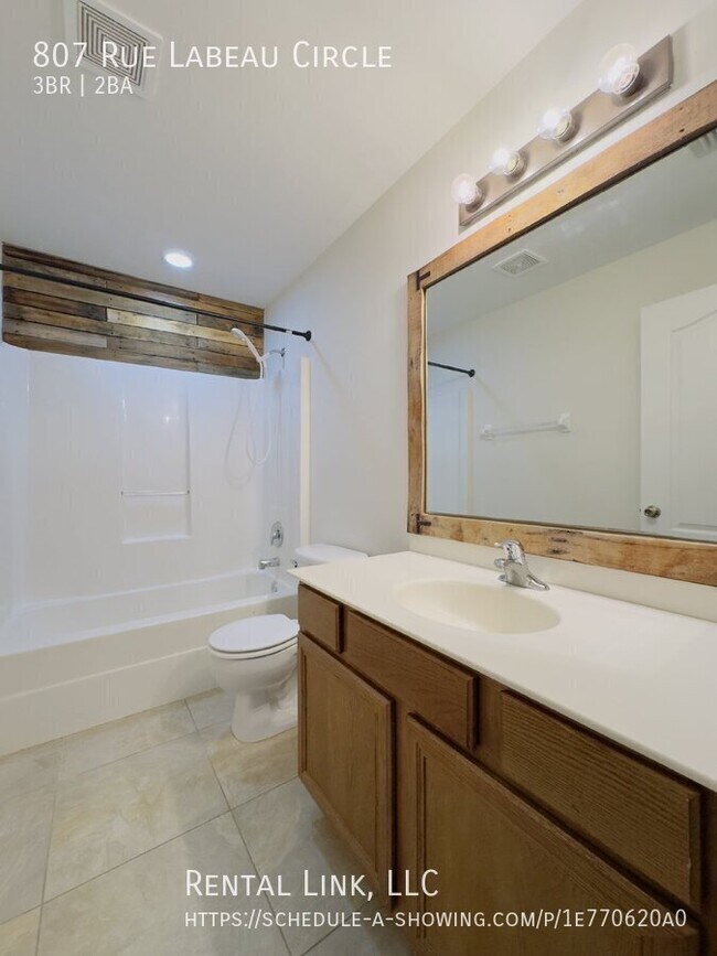 Building Photo - 807 Rue Labeau Cir