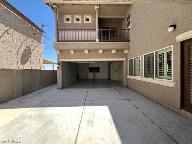 Building Photo - 9460 Glendora Valley St