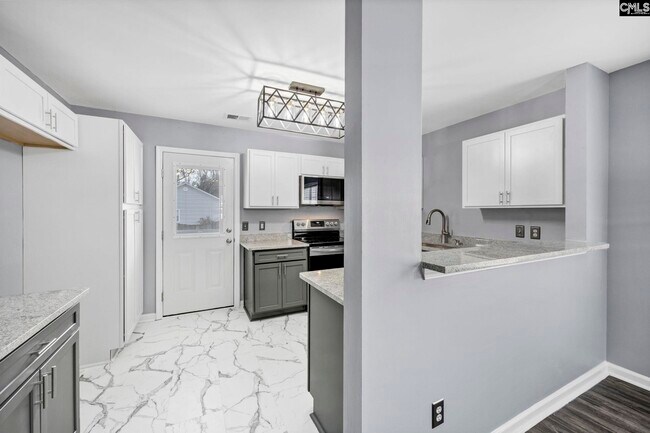 Building Photo - 120 W Horn Ct
