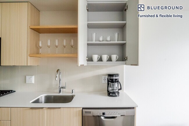 Building Photo - 8709 161st Avenue Northeast