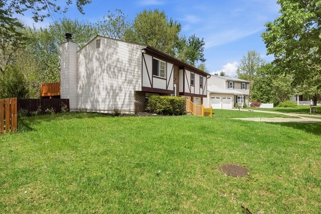 Building Photo - 5175 Threshing Ct