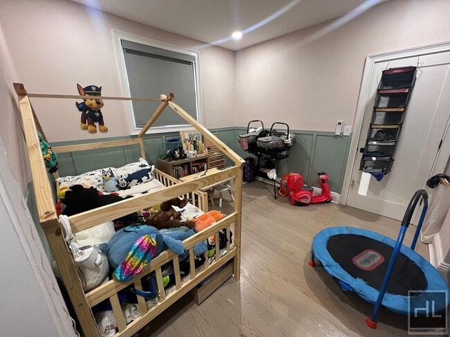 Building Photo - 3rd avenue