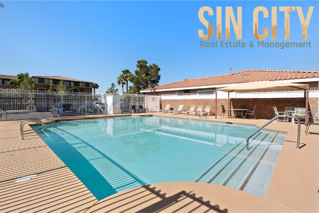 Building Photo - 2854 W Agate Ave