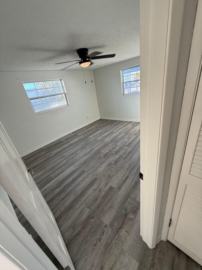 Building Photo - 3312 Thorny Ridge Dr