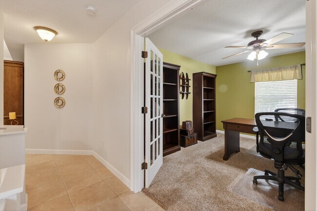 Building Photo - 3221 SE Quay St