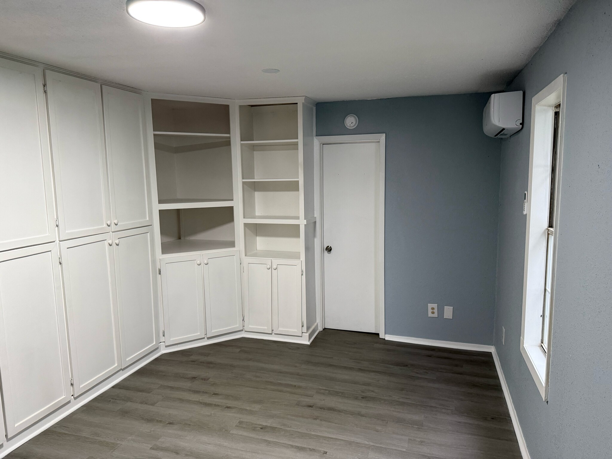 Building Photo - 5099 FM 729