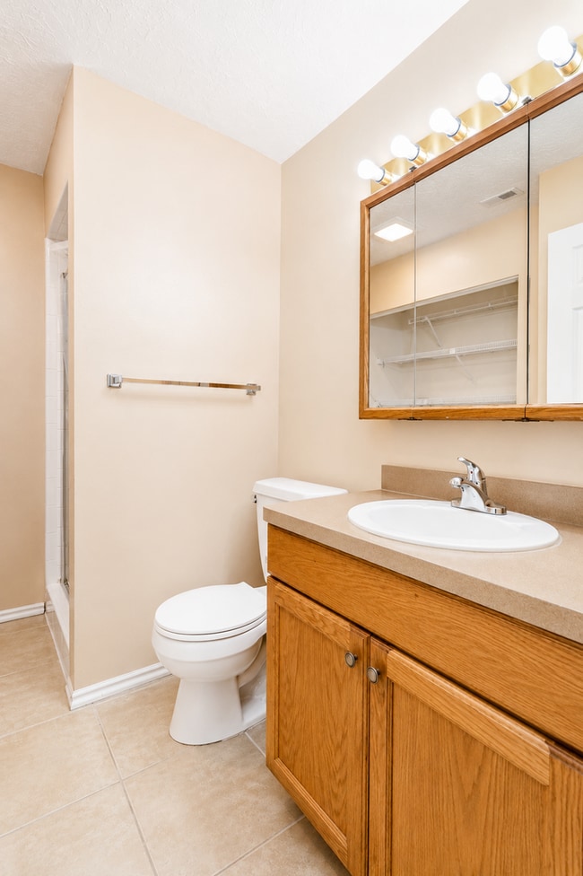 Building Photo - 1273 Riverside Ave #9