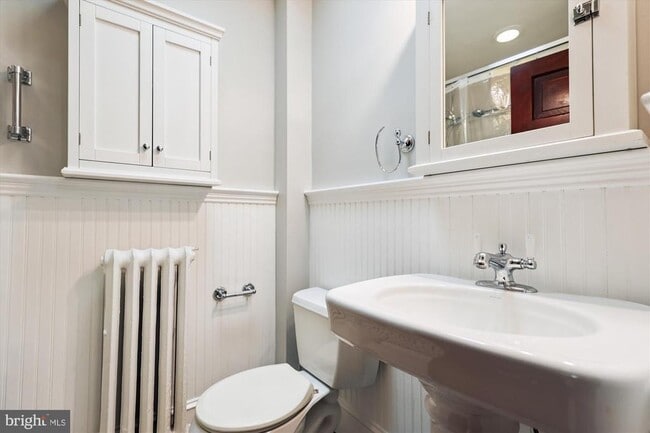 Building Photo - 118 N Peyton St