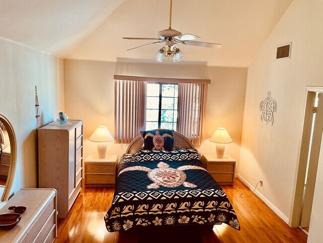 Building Photo - Coming Soon: Spacious, Fully Furnished 2 Bed, 2 Bath Condo in the Lakes!