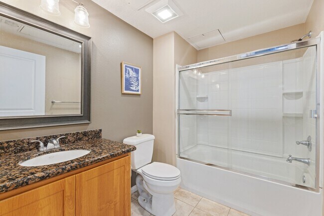 Building Photo - Richmond