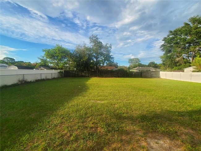 Building Photo - 9325 SE 119th Ln