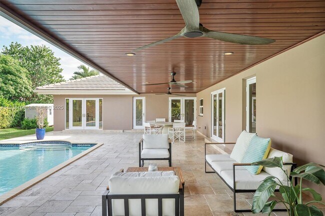 Building Photo - 7421 SW 145th Terrace