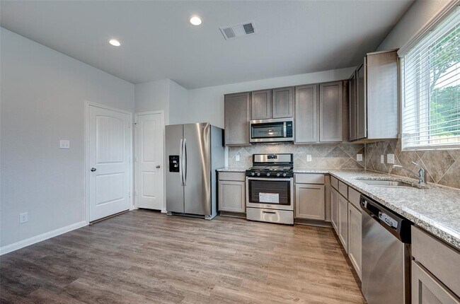 Building Photo - 3030 Orchid Ranch Dr