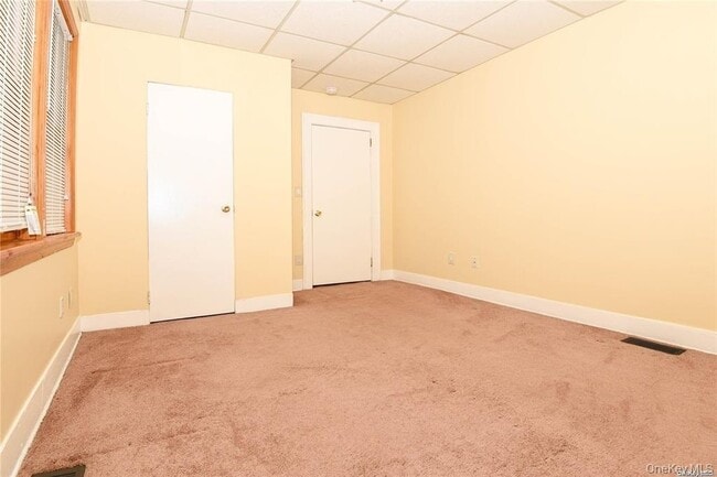 Building Photo - 53 Thorman Ave