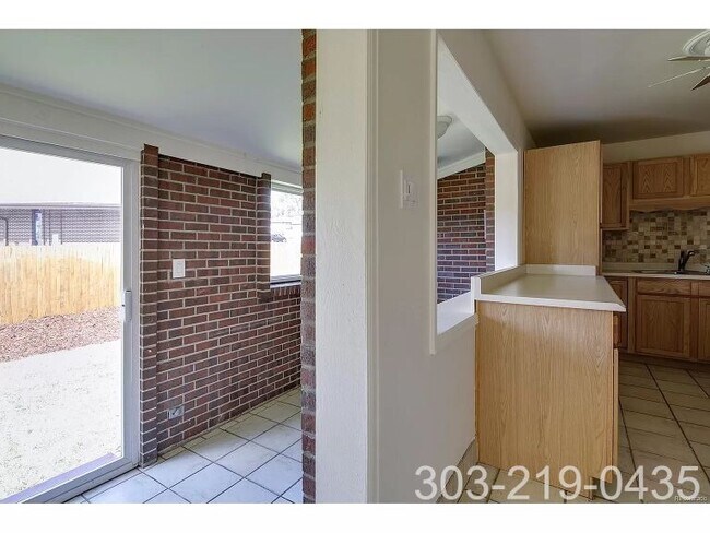 Building Photo - 2800 S Holly Plz