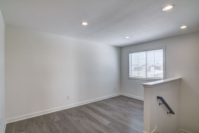 Building Photo - 2550 Dawes Place