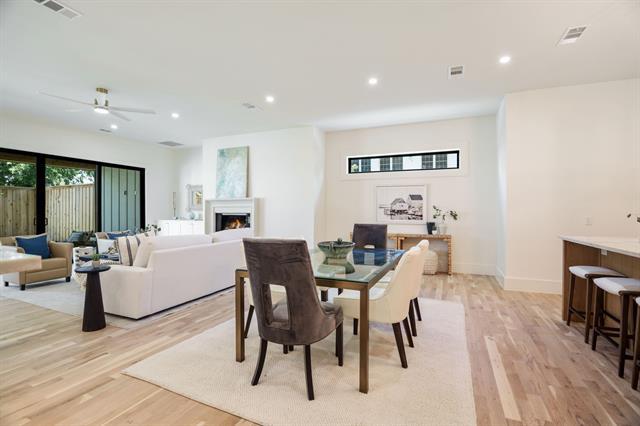 Building Photo - 5836 Kenwood Ave