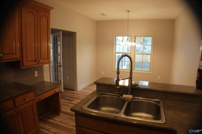 Building Photo - 111 Ervington Pl
