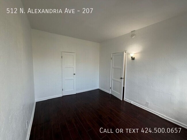 Building Photo - 512 Alexandria Ave