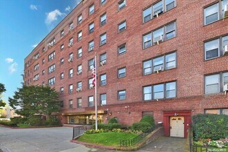 Building Photo - 143-50 Hoover Ave