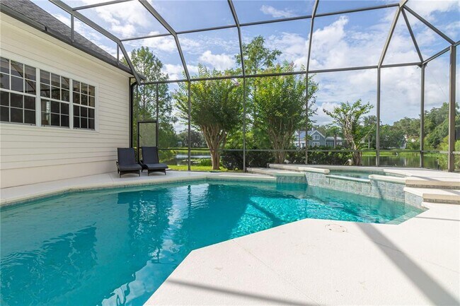 Building Photo - 216 Eastpark Dr